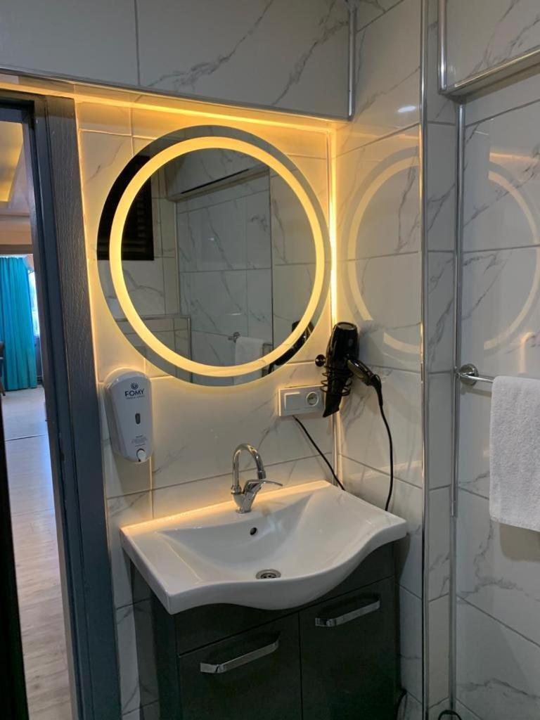 اسطنبول Sara Suit Hotel المظهر الخارجي الصورة